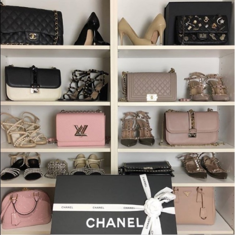 Re-Vamping my closet!!! Glitz style! - Picture 6 of 9
